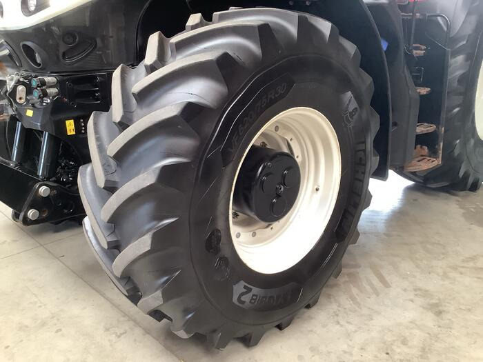 Steyr Terrus 6300 - Трактор: снимка 2 Steyr Terrus 6300 - Трактор: снимка 2
