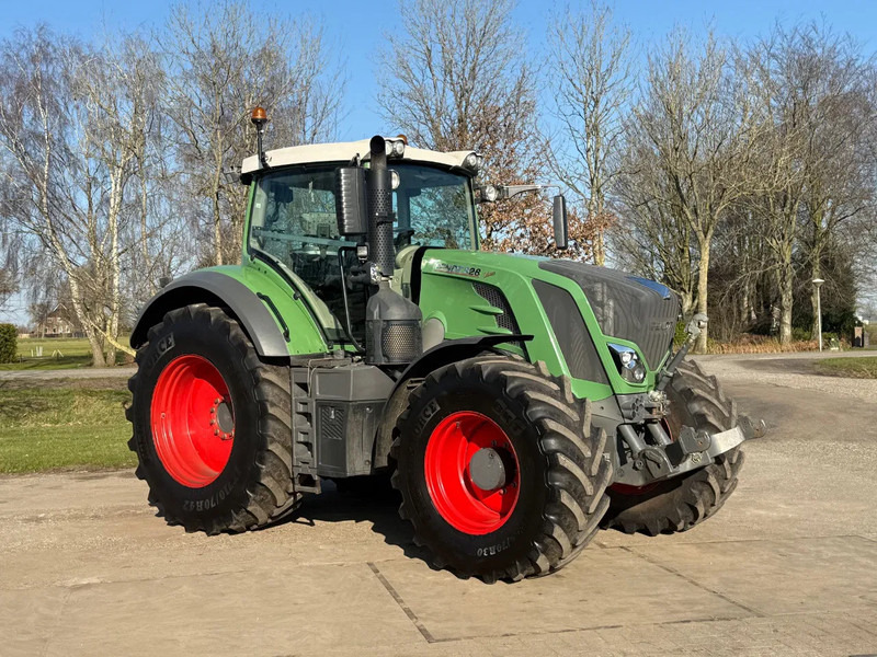 Fendt Vario 828 Profi plus 50 KM Vario 828 Profi plus 50 KM - Трактор: снимка 1 Fendt Vario 828 Profi plus 50 KM Vario 828 Profi plus 50 KM - Трактор: снимка 1