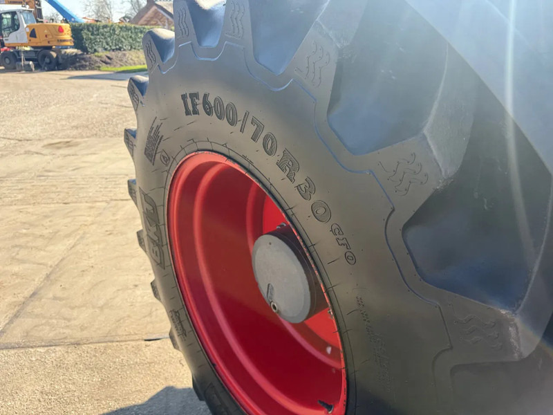 Fendt Vario 828 Profi plus 50 KM Vario 828 Profi plus 50 KM - Трактор: снимка 5 Fendt Vario 828 Profi plus 50 KM Vario 828 Profi plus 50 KM - Трактор: снимка 5