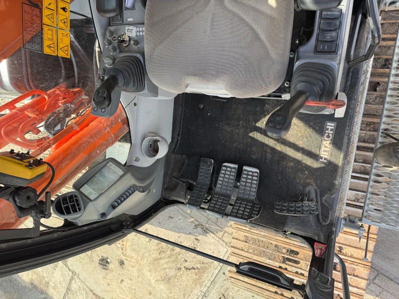 Hitachi Zaxis ZX 210- LC 5B Rupskraan - Верижен багер: снимка 3 Hitachi Zaxis ZX 210- LC 5B Rupskraan - Верижен багер: снимка 3