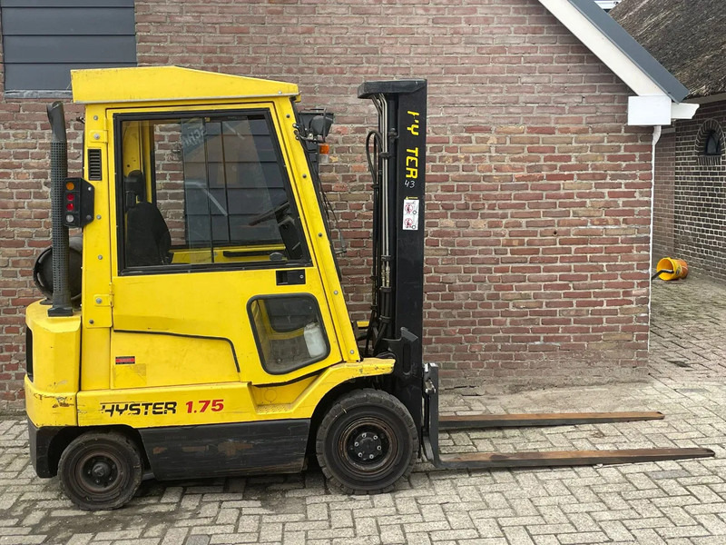 Hyster H 1.75 XM LPG LOW HOURS heftruck H 1.75 XM LPG - Мотокар: снимка 2 Hyster H 1.75 XM LPG LOW HOURS heftruck H 1.75 XM LPG - Мотокар: снимка 2