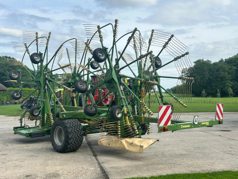 Krone Swadro 1400 Plus 4 Rotorhark Zwiller - Гребло/ Сенообръщачка: снимка 5 Krone Swadro 1400 Plus 4 Rotorhark Zwiller - Гребло/ Сенообръщачка: снимка 5