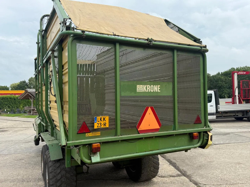 Krone Ladewagen Titan GL 6/40 balk invoer Snijwagen Stalvoeren - Селскостопанска техника: снимка 4 Krone Ladewagen Titan GL 6/40 balk invoer Snijwagen Stalvoeren - Селскостопанска техника: снимка 4
