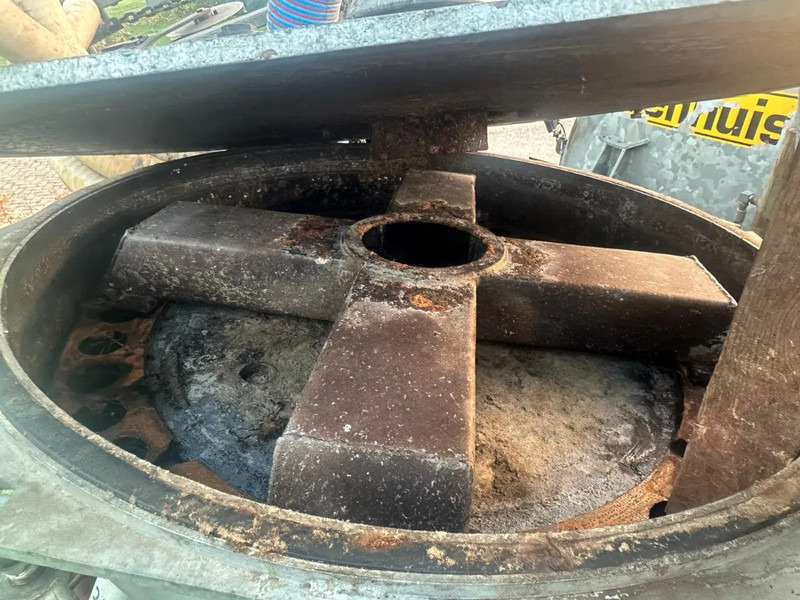 Цистерна за течен тор Veenhuis VMB 7500 + bemester slootsmid: снимка 7