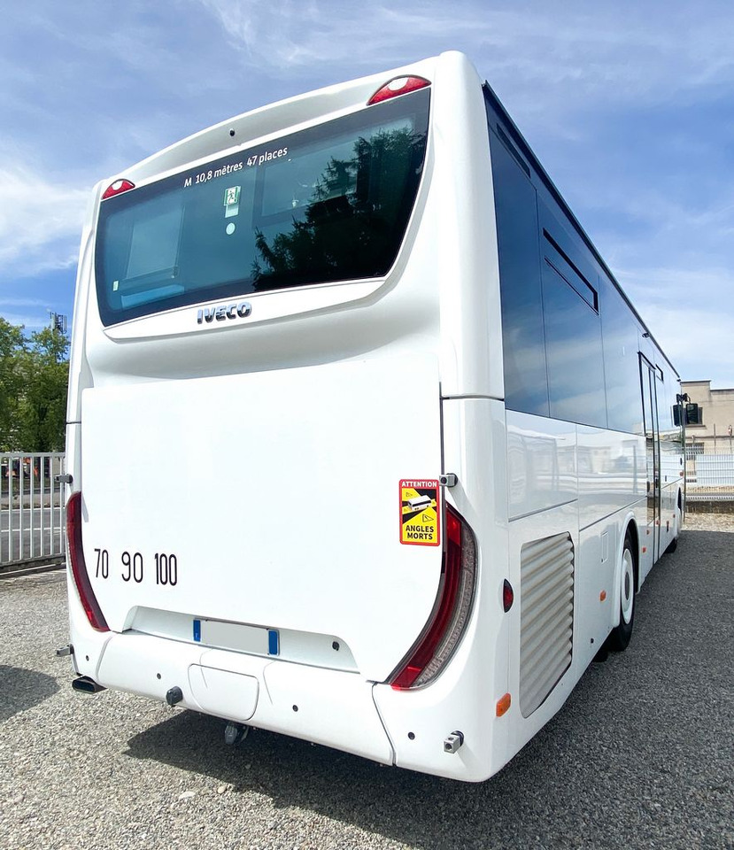 IVECO CROSSWAY 2020 10M60 - Междуградски автобус: снимка 3 IVECO CROSSWAY 2020 10M60 - Междуградски автобус: снимка 3