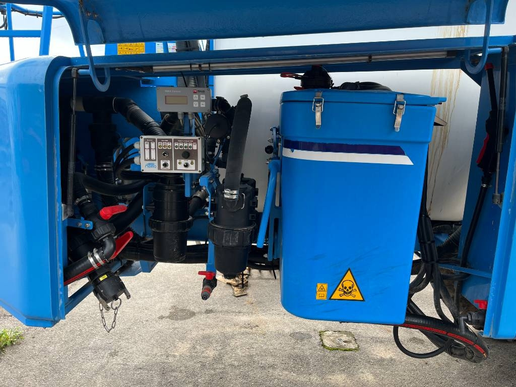 Agrio Mamut 6000  - Машина за торене: снимка 5 Agrio Mamut 6000  - Машина за торене: снимка 5