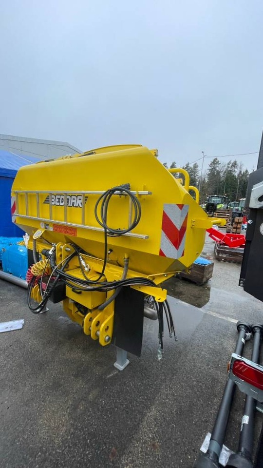 Bednar FERTI-BOX FB 3000 - Сеялка: снимка 1 Bednar FERTI-BOX FB 3000 - Сеялка: снимка 1
