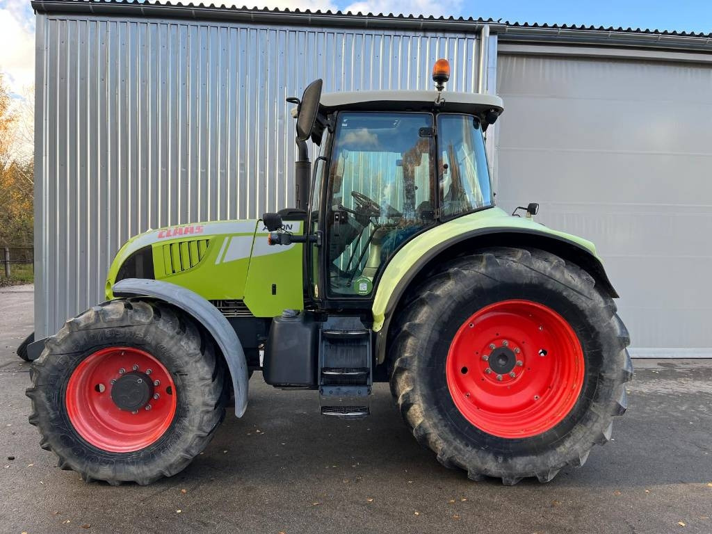 Claas Arion 640 CIS - Трактор: снимка 4 Claas Arion 640 CIS - Трактор: снимка 4