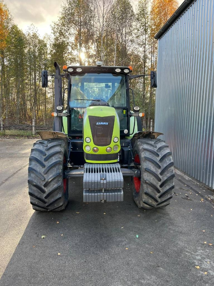 Claas Arion 640 CIS - Трактор: снимка 2 Claas Arion 640 CIS - Трактор: снимка 2