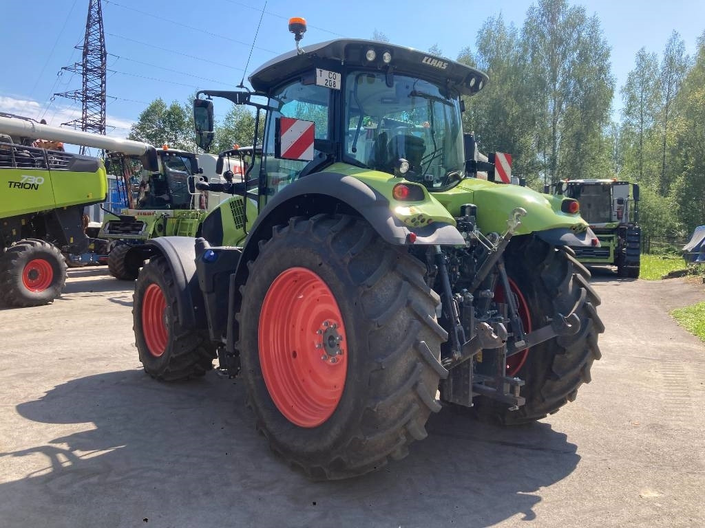 Claas Axion 830 CIS - Трактор: снимка 3 Claas Axion 830 CIS - Трактор: снимка 3