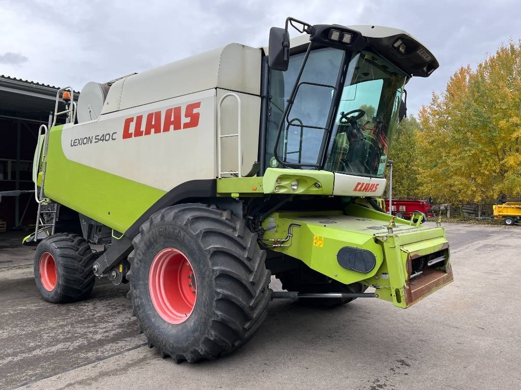 Claas Lexion 540 C - Зърнокомбайн: снимка 1 Claas Lexion 540 C - Зърнокомбайн: снимка 1