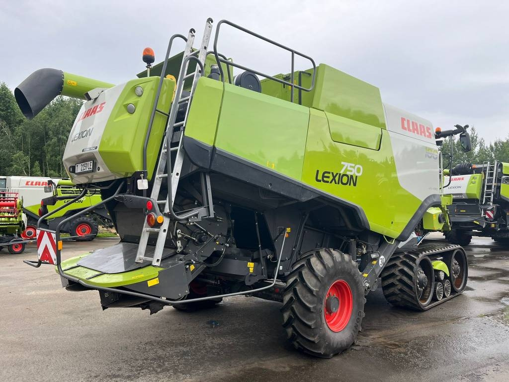 Claas Lexion 750 TT - Зърнокомбайн: снимка 3 Claas Lexion 750 TT - Зърнокомбайн: снимка 3