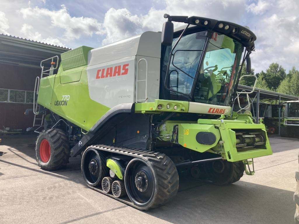 Claas Lexion 770 TT - Зърнокомбайн: снимка 1 Claas Lexion 770 TT - Зърнокомбайн: снимка 1
