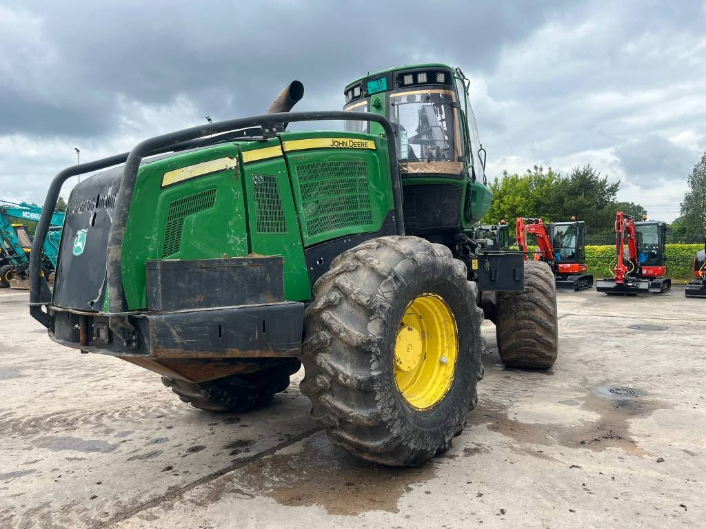 John Deere 1470 E - Харвестер: снимка 5 John Deere 1470 E - Харвестер: снимка 5
