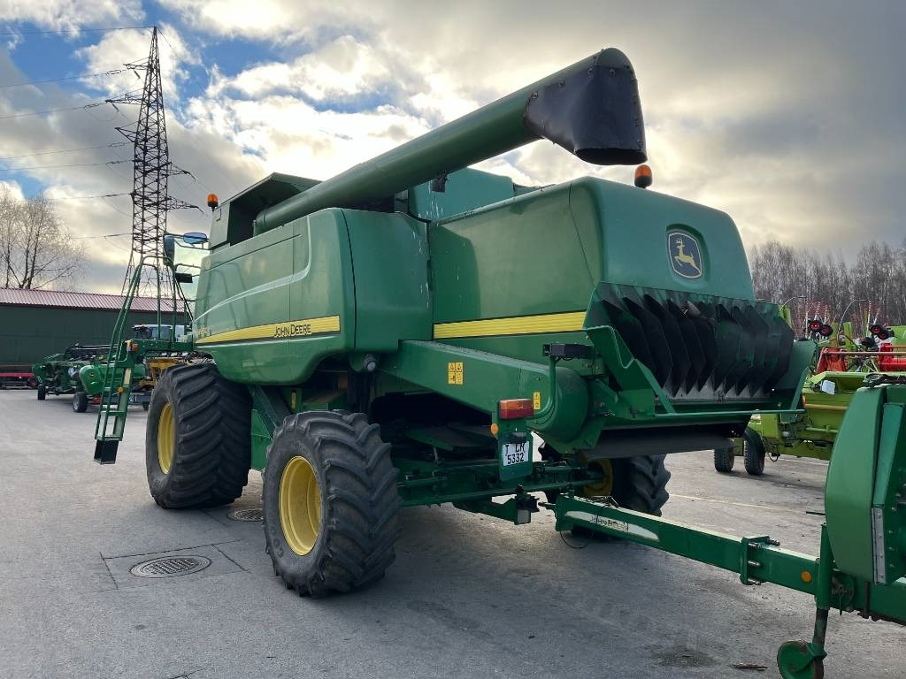 John Deere W 650 i - Зърнокомбайн: снимка 4 John Deere W 650 i - Зърнокомбайн: снимка 4