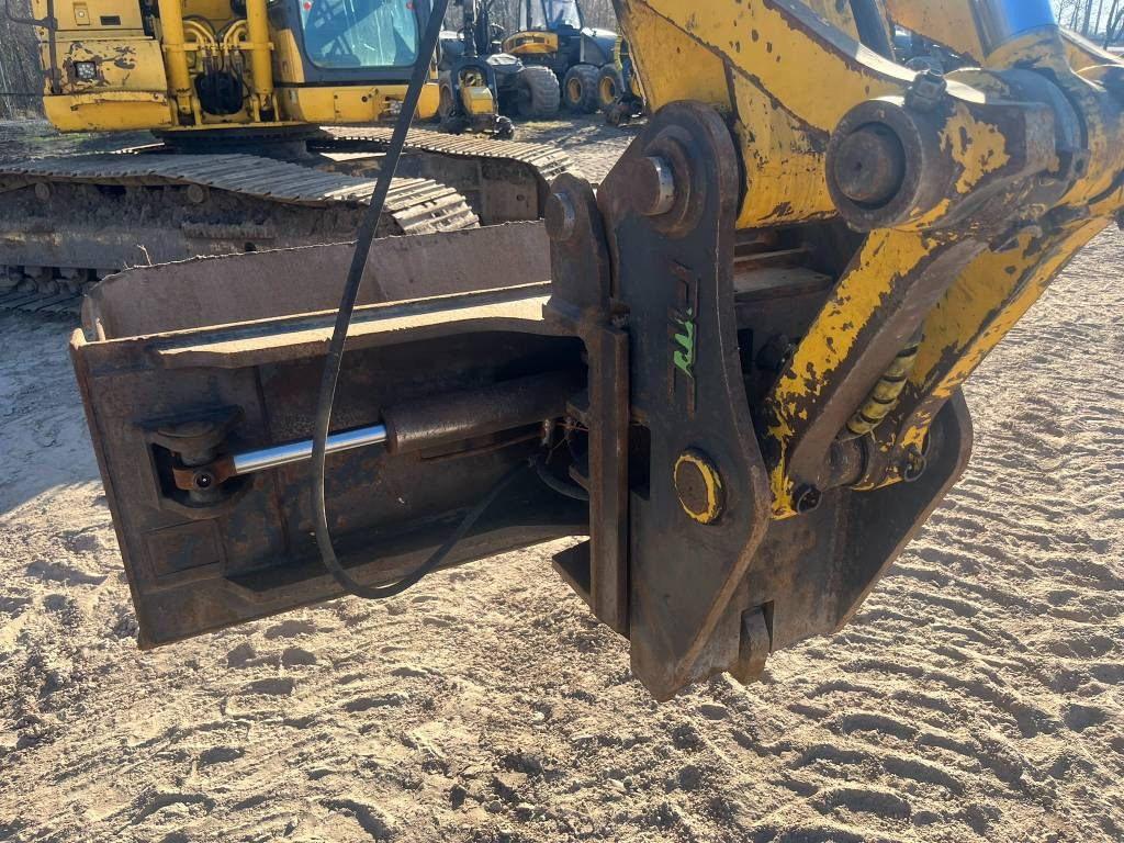 Верижен багер Komatsu PC 170 LC-11: снимка 11