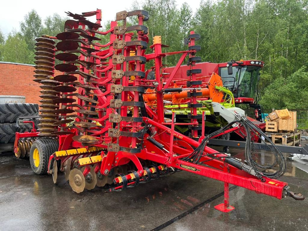 Vaderstad Carrier L 825 - Дискова брана: снимка 1 Vaderstad Carrier L 825 - Дискова брана: снимка 1