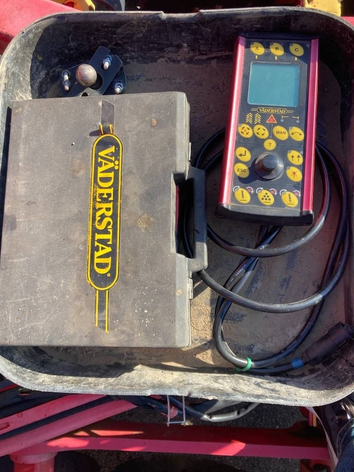 Комбинирана сеялка Vaderstad Rapid 400C: снимка 10