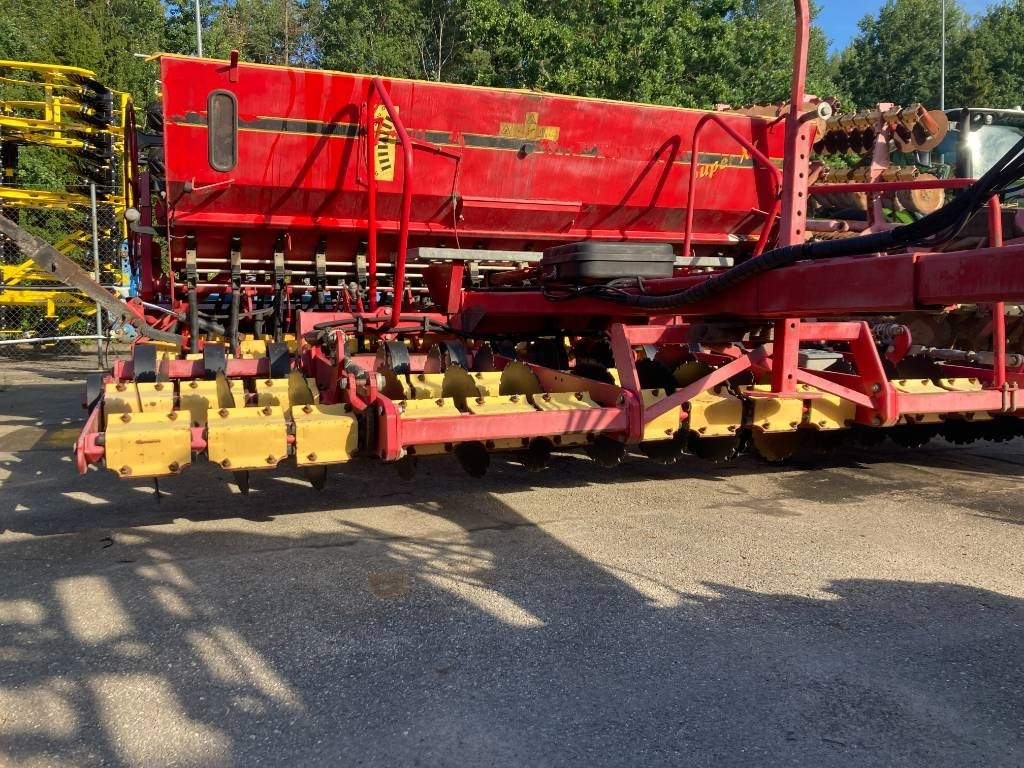 Комбинирана сеялка Vaderstad Rapid 400C: снимка 9