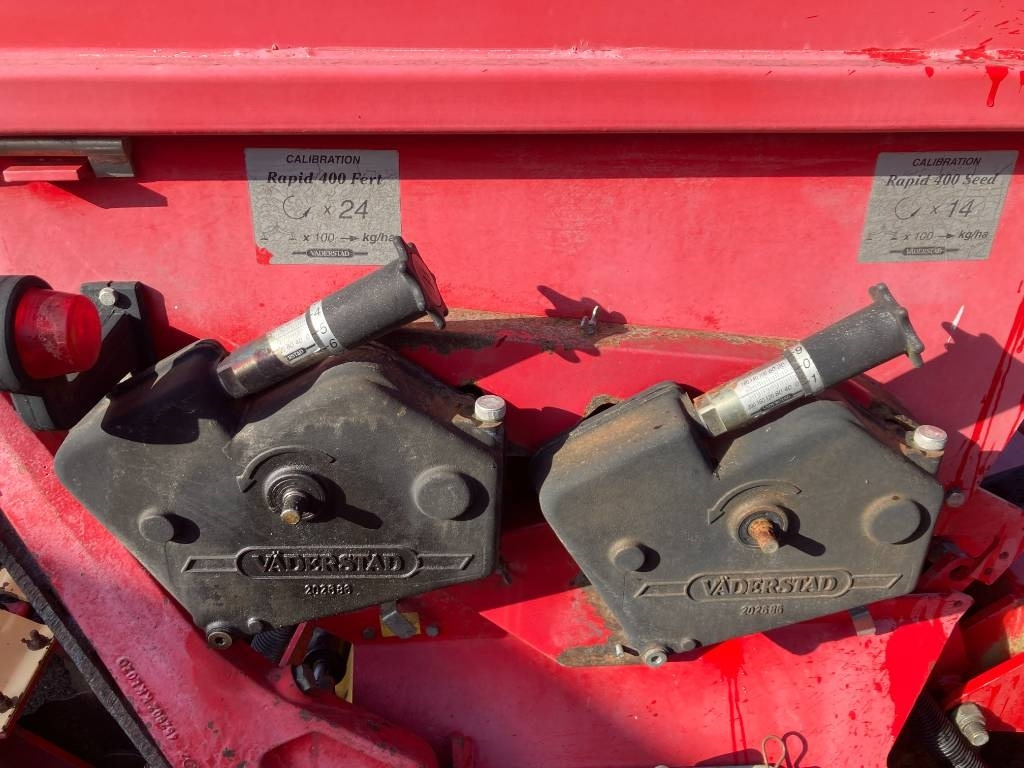 Комбинирана сеялка Vaderstad Rapid 400C: снимка 12