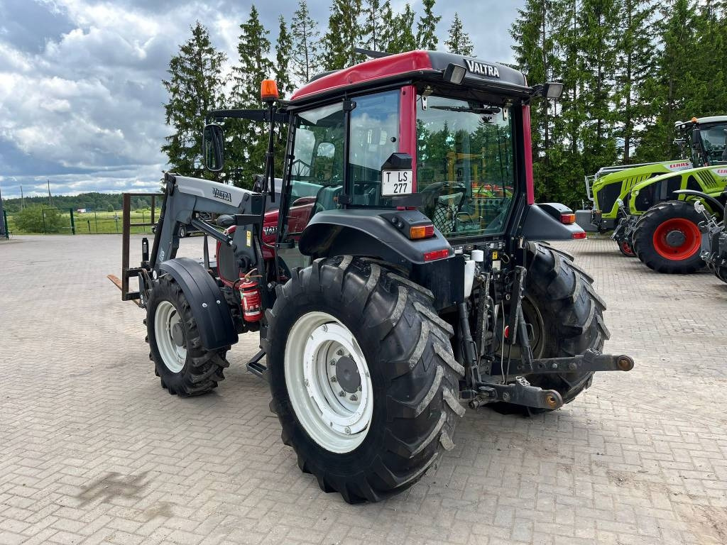 Valtra A 93 - Трактор: снимка 5 Valtra A 93 - Трактор: снимка 5