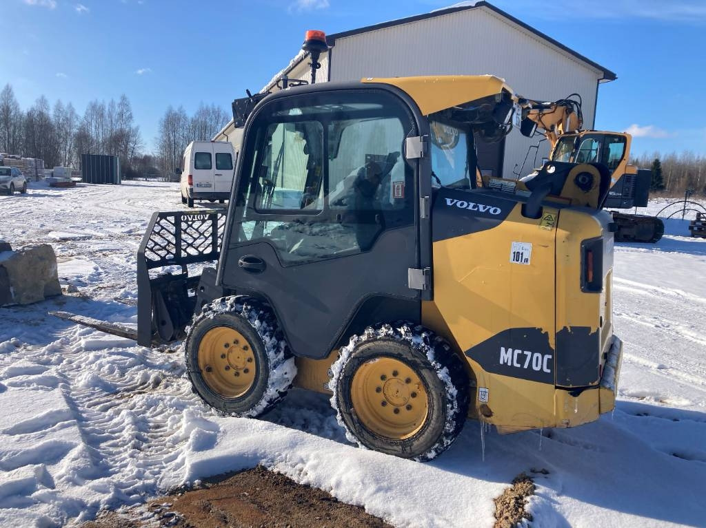 Volvo MC70C - Мини челен товарач: снимка 2 Volvo MC70C - Мини челен товарач: снимка 2