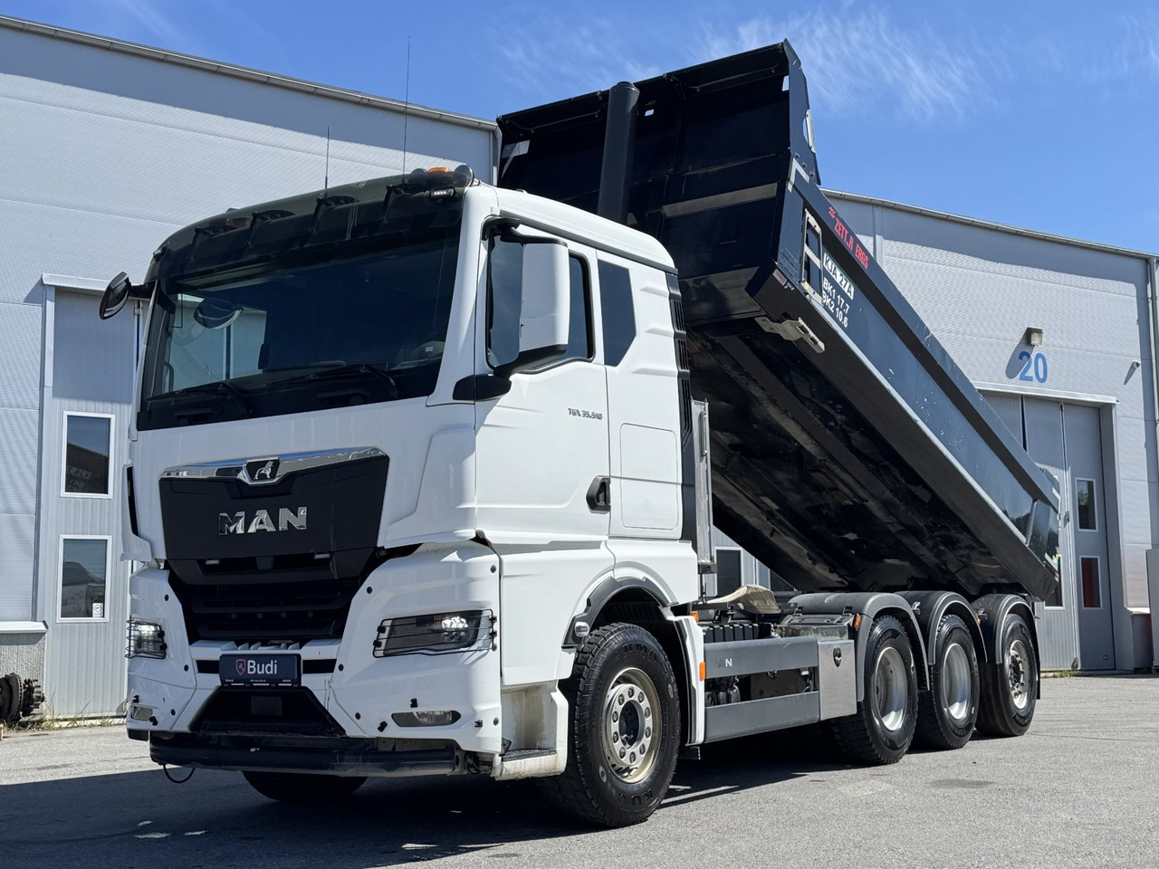 Schaktbil MAN TGX 35.510 8X4-4 BL CH -2022 | Parabel luft | Tridem - Самосвал камион: снимка 1 Schaktbil MAN TGX 35.510 8X4-4 BL CH -2022 | Parabel luft | Tridem - Самосвал камион: снимка 1