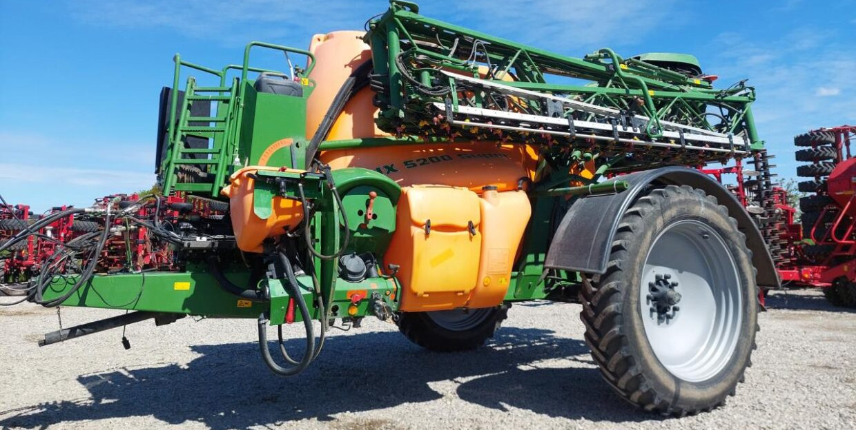 Amazone UX 5200 - 36m med GPS - Прикачна пръскачка: снимка 1 Amazone UX 5200 - 36m med GPS - Прикачна пръскачка: снимка 1