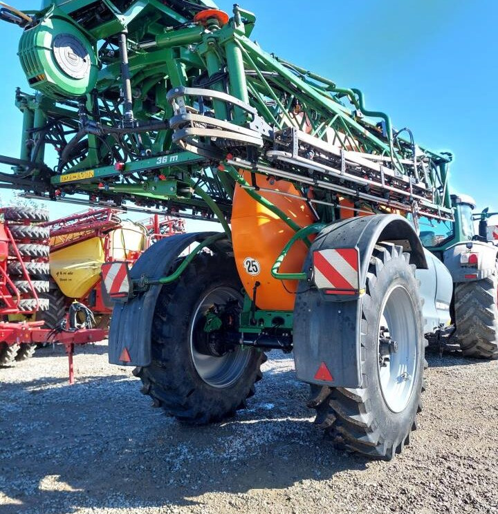 Amazone UX 6201 Super - 24-30-36m - Прикачна пръскачка: снимка 5 Amazone UX 6201 Super - 24-30-36m - Прикачна пръскачка: снимка 5