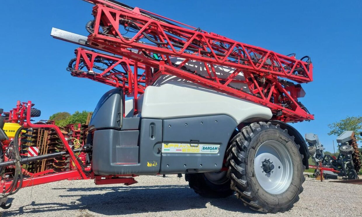 Bargam Spraymax 6500 - 24/36m - Прикачна пръскачка: снимка 1 Bargam Spraymax 6500 - 24/36m - Прикачна пръскачка: снимка 1