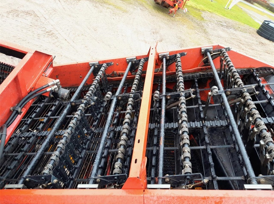 Лизинг на  Grimme SE 150-60 NB Grimme SE 150-60 NB: снимка 9