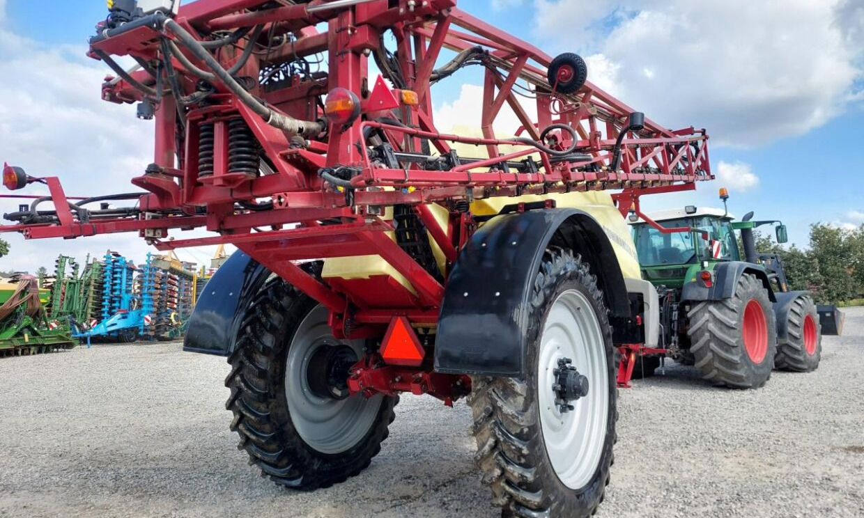 Hardi Commander 5500i -30m - Прикачна пръскачка: снимка 4 Hardi Commander 5500i -30m - Прикачна пръскачка: снимка 4