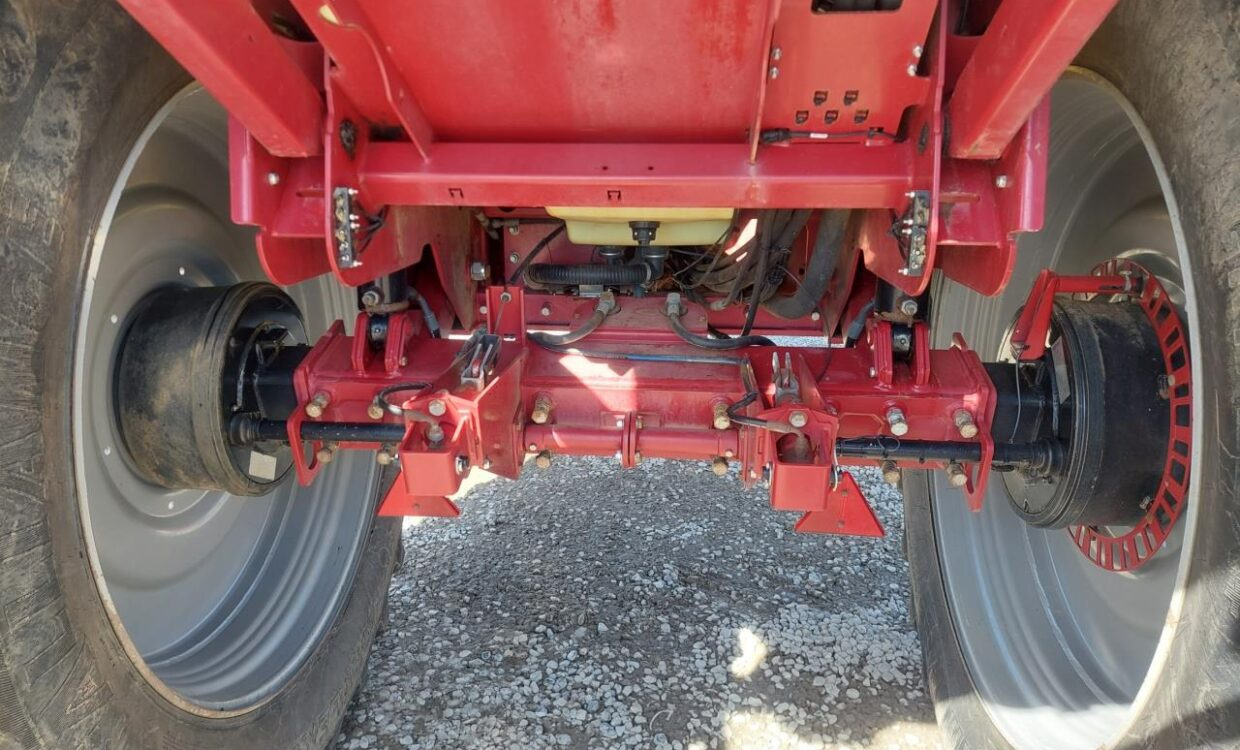 Hardi Commander 7000i - 28m Twin - Прикачна пръскачка: снимка 4 Hardi Commander 7000i - 28m Twin - Прикачна пръскачка: снимка 4