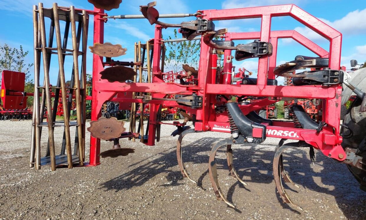Horsch Terrano 4 FX - Брана: снимка 2 Horsch Terrano 4 FX - Брана: снимка 2