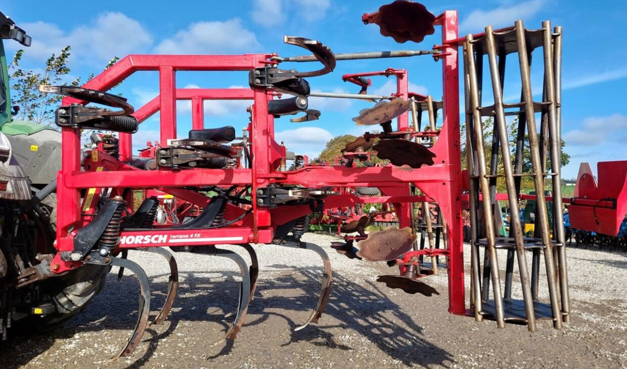 Horsch Terrano 4 FX - Брана: снимка 5 Horsch Terrano 4 FX - Брана: снимка 5