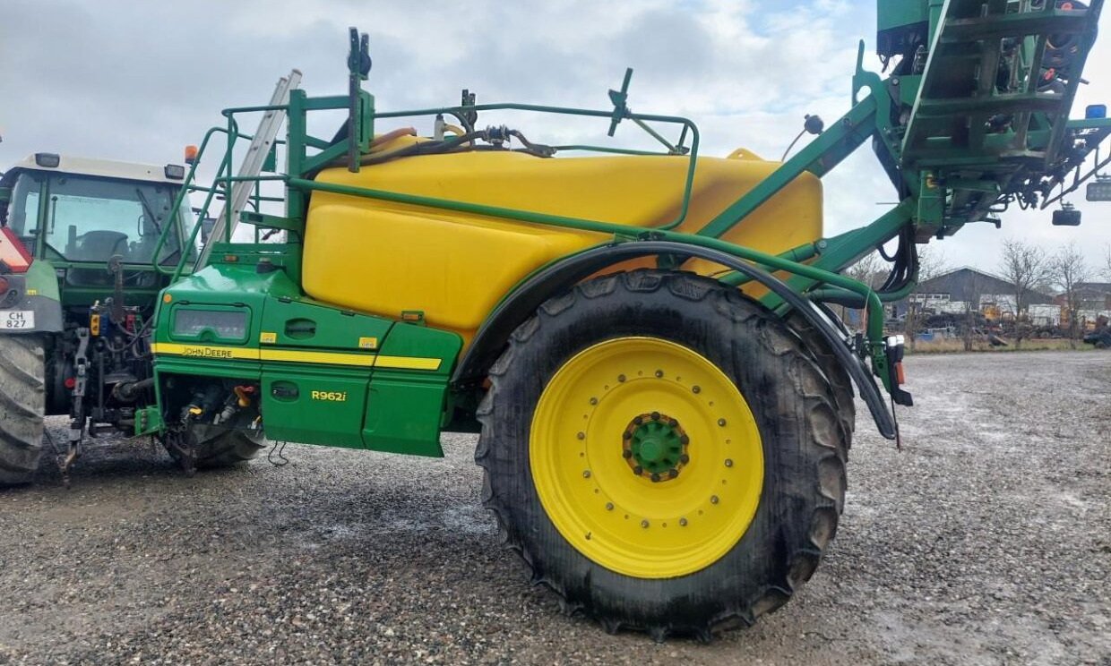 Прикачна пръскачка John Deere R962i - 36-24m: снимка 8 Прикачна пръскачка John Deere R962i - 36-24m: снимка 8