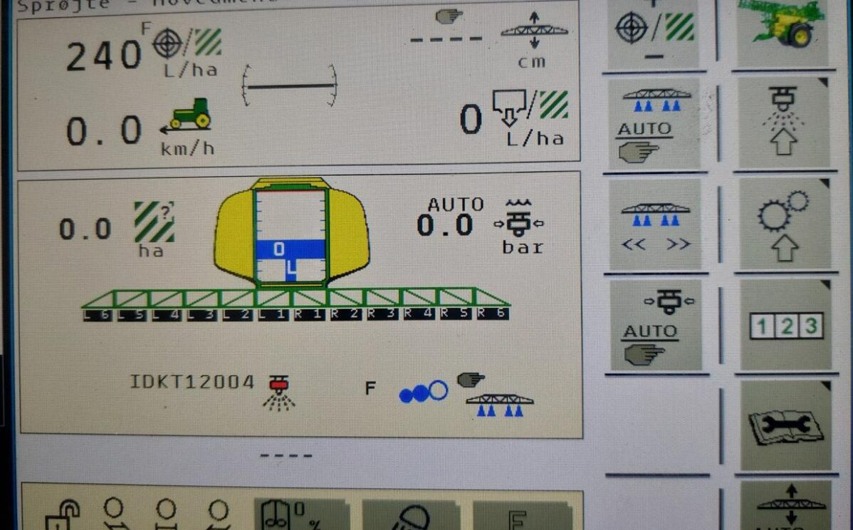 Прикачна пръскачка John Deere R962i - 36-24m: снимка 12 Прикачна пръскачка John Deere R962i - 36-24m: снимка 12