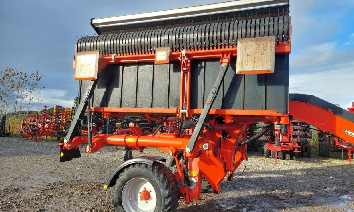 Kuhn Merge Maxx 950 - Гребло/ Сенообръщачка: снимка 2 Kuhn Merge Maxx 950 - Гребло/ Сенообръщачка: снимка 2