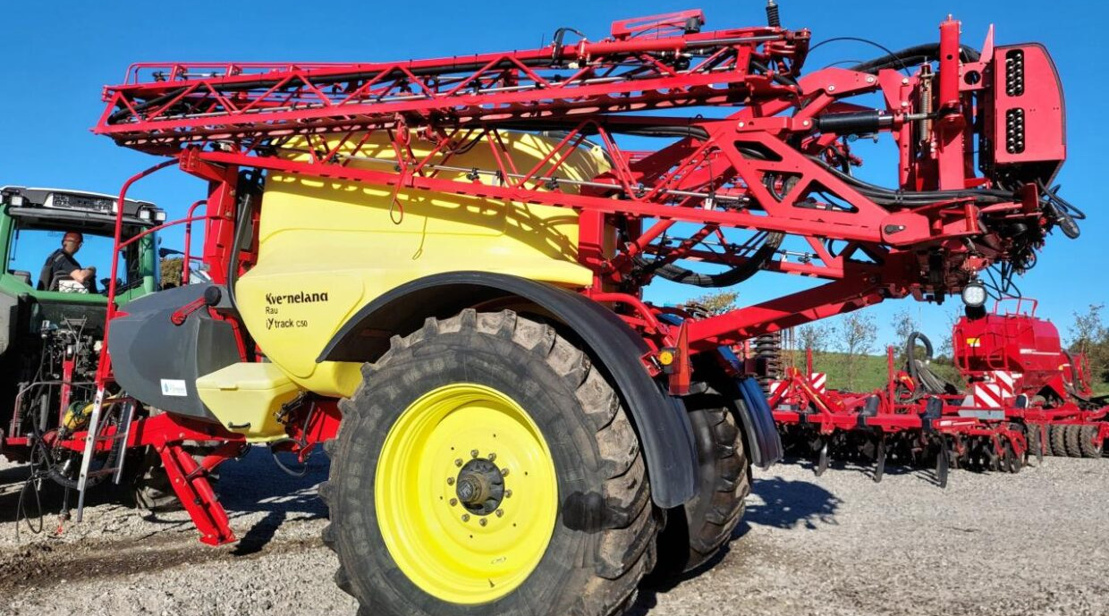 Kverneland Ixtrack C50 - 30 m - Прикачна пръскачка: снимка 3 Kverneland Ixtrack C50 - 30 m - Прикачна пръскачка: снимка 3