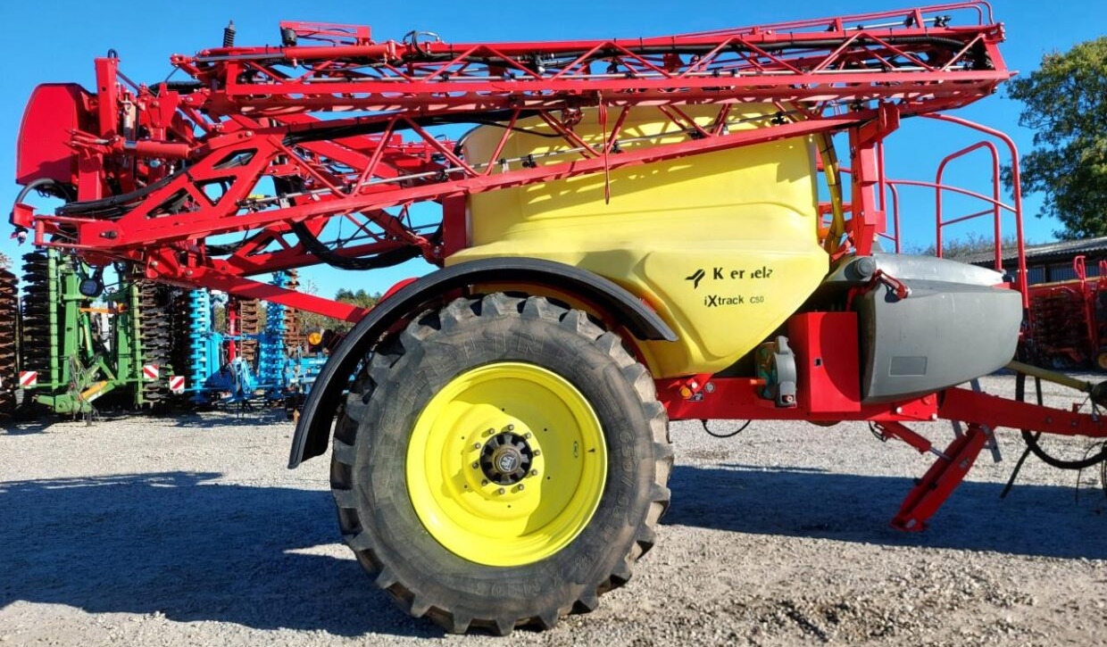 Kverneland Ixtrack C50 - 30 m - Прикачна пръскачка: снимка 2 Kverneland Ixtrack C50 - 30 m - Прикачна пръскачка: снимка 2