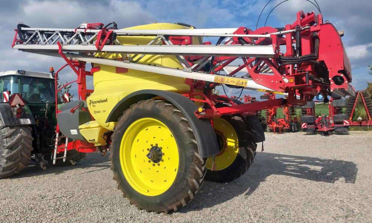 Kverneland Ixtrack C60 - 28m Alubom - Прикачна пръскачка: снимка 4 Kverneland Ixtrack C60 - 28m Alubom - Прикачна пръскачка: снимка 4