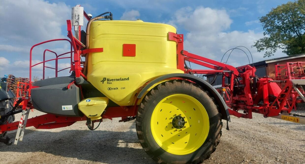 Kverneland Ixtrack C60 - 28m Alubom - Прикачна пръскачка: снимка 5 Kverneland Ixtrack C60 - 28m Alubom - Прикачна пръскачка: снимка 5