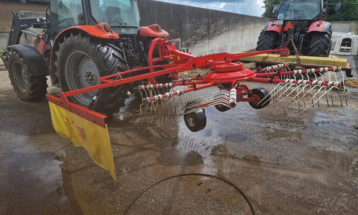 SIP 350 T rive - Гребло/ Сенообръщачка: снимка 1 SIP 350 T rive - Гребло/ Сенообръщачка: снимка 1