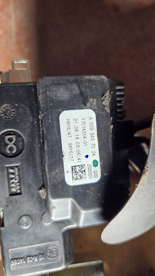 MERCEDES-BENZ ACTROS MP4 - Превключвател на кормилната колона за Камион: снимка 5 MERCEDES-BENZ ACTROS MP4 - Превключвател на кормилната колона за Камион: снимка 5