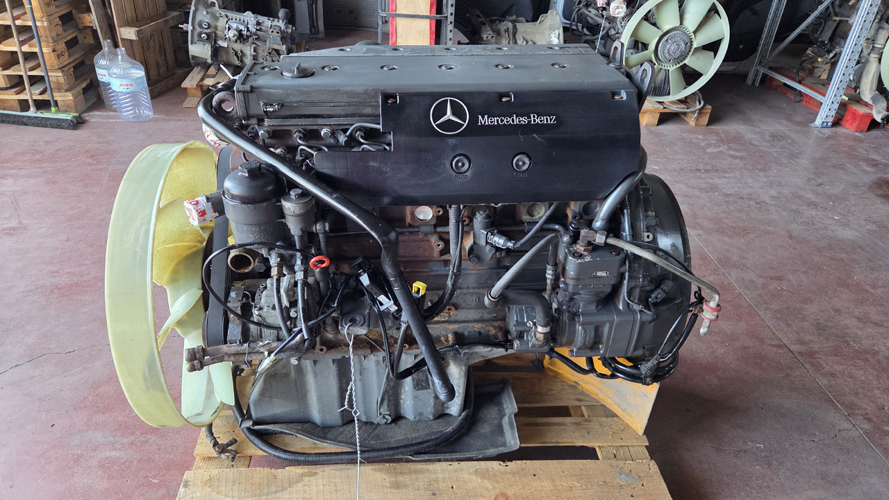 MERCEDES-BENZ ATEGO OM 906 LA - Двигател: снимка 1 MERCEDES-BENZ ATEGO OM 906 LA - Двигател: снимка 1