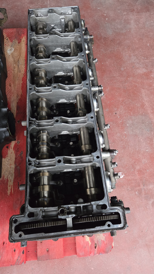 Глава на блока за Камион MERCEDES-BENZ OM 470 LA: снимка 9