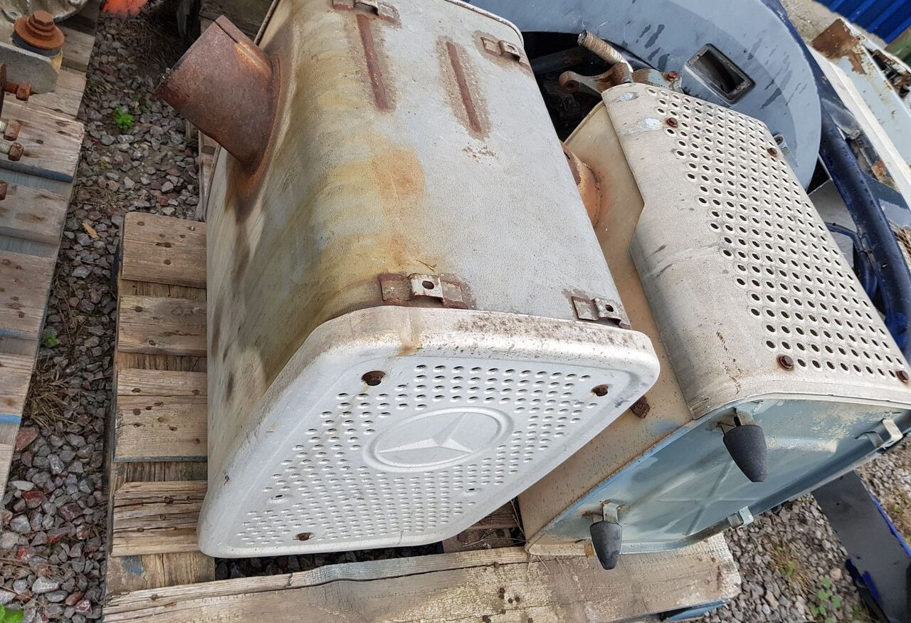 Mercedes-Benz GILLET Z308246 A 957 490 05 14 Mercedes-Benz - Катализатор за Камион: снимка 4 Mercedes-Benz GILLET Z308246 A 957 490 05 14 Mercedes-Benz - Катализатор за Камион: снимка 4