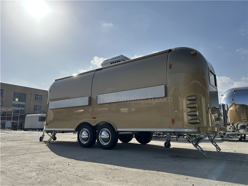 Food Truck Burger Food Truck, Salad Sandwich Food Trailer - Търговска каравана: снимка 3 Food Truck Burger Food Truck, Salad Sandwich Food Trailer - Търговска каравана: снимка 3