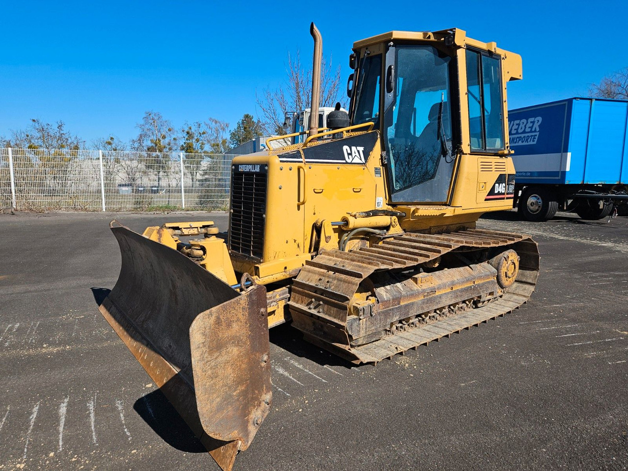CAT D4G LGP - Булдозер: снимка 2 CAT D4G LGP - Булдозер: снимка 2
