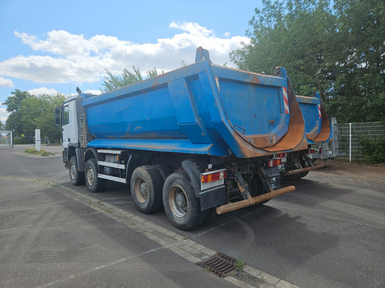 Mercedes-Benz Actros 4144 8x8 Hinterkipper - Самосвал камион: снимка 4 Mercedes-Benz Actros 4144 8x8 Hinterkipper - Самосвал камион: снимка 4